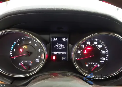 2013 Jeep Grand Cherokee Overland z USA, uszkodzony, nr VIN 1C4RJFCG8DC523223